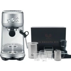 Sage Bambino Espressomaskin + Sage Barista-kit